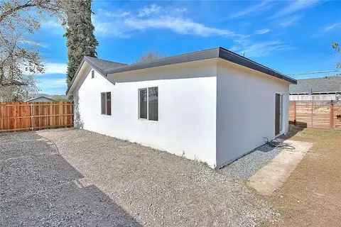 Exterior - 4472 Forest St, Riverside, CA 92507 photo 3 of 4