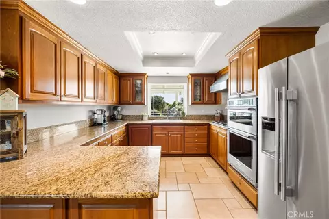 Kitchen - 420 E 25th St, Upland, CA 91784 photo 1 of 1