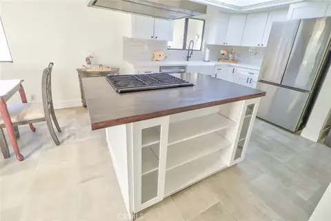Kitchen - 652 Park Shadow Ct, Baldwin Park, CA 91706 photo 9 of 9