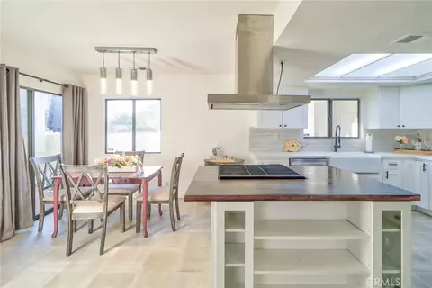 Kitchen - 652 Park Shadow Ct, Baldwin Park, CA 91706 photo 8 of 9