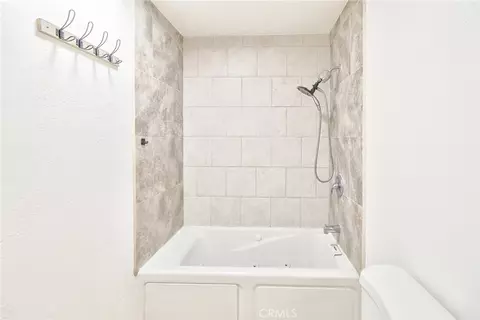 Bath - 652 Park Shadow Ct, Baldwin Park, CA 91706 photo 5 of 11