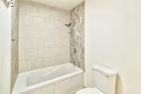 Bath - 652 Park Shadow Ct, Baldwin Park, CA 91706 photo 3 of 11