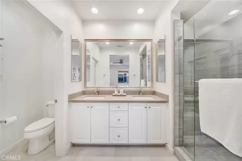 Bath - 20950 Cornerstone Dr, Walnut, CA 91789 photo 2 of 2