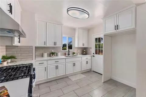 Kitchen - 1475 E Marshall, San Bernardino, CA 92404 photo 2 of 3