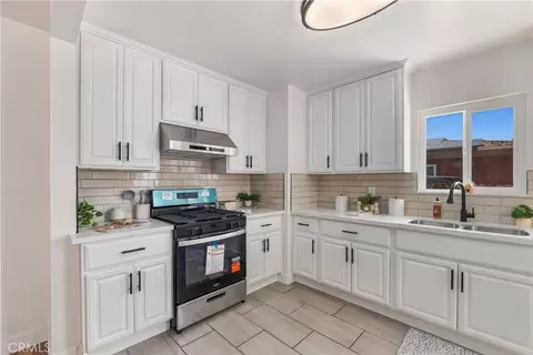 Kitchen - 1475 E Marshall, San Bernardino, CA 92404 photo 3 of 3