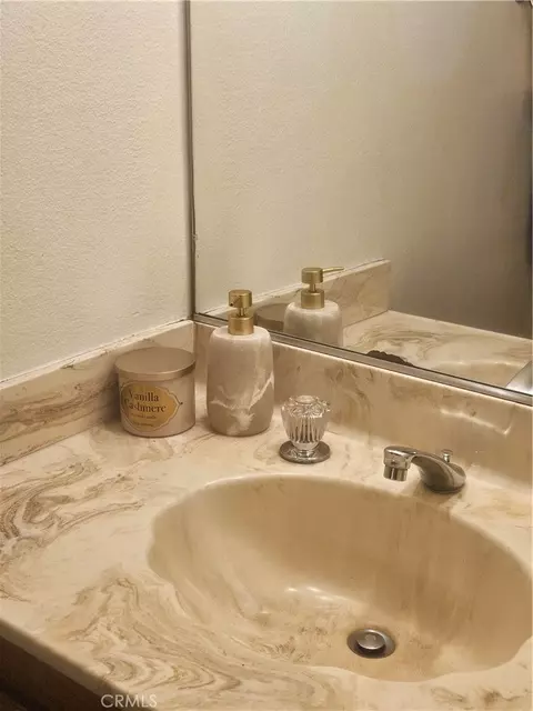 Bath - 5187 Aspen Dr, Montclair, CA 91763 photo 1 of 4