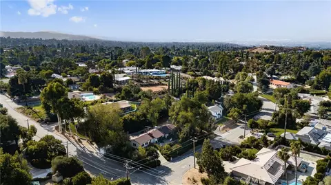 View/Area - 30993 Palo Alto Dr, Redlands, CA 92373 photo 3 of 8