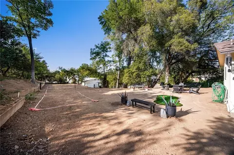 Exterior - 30993 Palo Alto Dr, Redlands, CA 92373 photo 13 of 15