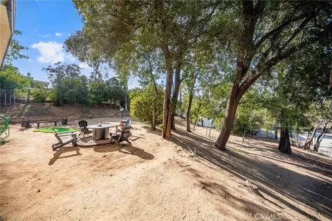 Exterior - 30993 Palo Alto Dr, Redlands, CA 92373 photo 8 of 15