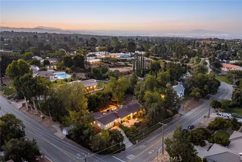 View/Area - 30993 Palo Alto Dr, Redlands, CA 92373 photo 1 of 8