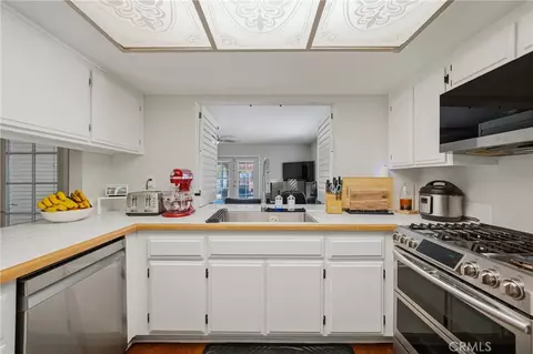 Kitchen - 1505 Canterbury, Redlands, CA 92374 photo 4 of 4