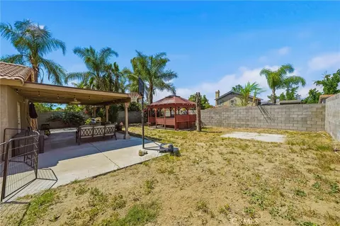 Exterior - 1505 Canterbury, Redlands, CA 92374 photo 6 of 9