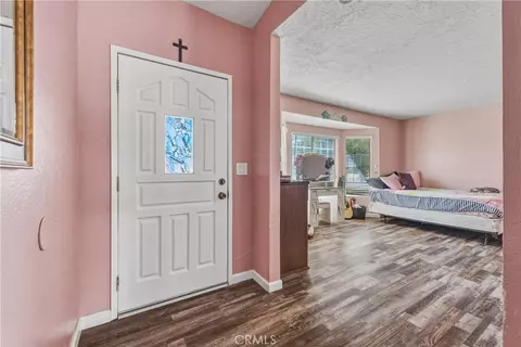 Entry Way - 14926 Rivers Edge Rd, Helendale, CA 92342 photo 1 of 2