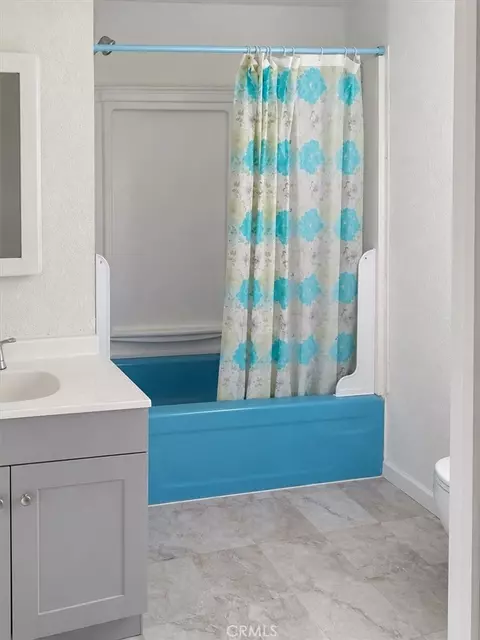 Bath - 4008 Twining St, Riverside, CA 92509 photo 2 of 2