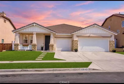 Exterior - 10645 Palomino Ave, Hesperia, CA 92345 photo 2 of 5