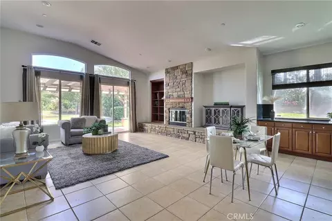 Living - 309 Oldenburg Ln, Norco, CA 92860 photo 4 of 5