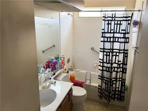 Bath - 19037 Shakespeare Dr, Walnut, CA 91789 photo 1 of 1