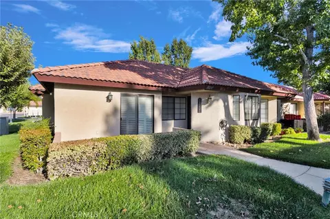 Exterior - 19237 Elm Dr, Apple Valley, CA 92308 photo 3 of 3