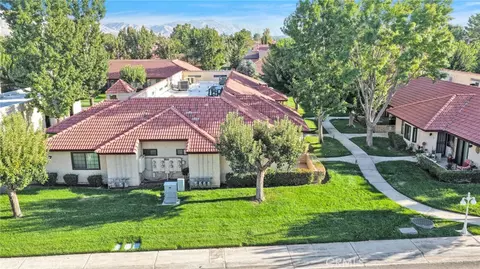 View/Area - 19237 Elm Dr, Apple Valley, CA 92308 photo 3 of 7