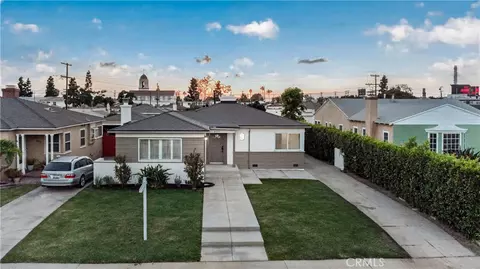 8713 S 7th Ave, Inglewood, CA 90305