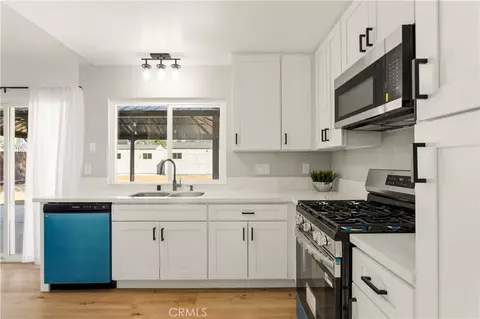 Kitchen - 22780 Bay, Moreno Valley, CA 92553 photo 3 of 5