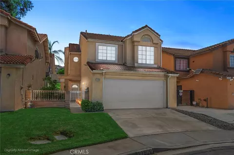11809 Alabaster Ct, Fontana, CA 92337