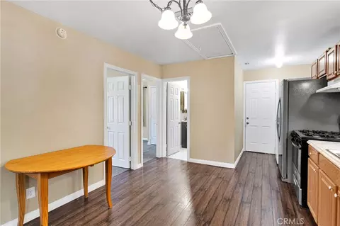 Entry Way - 1038 Robin Ln, Wrightwood, CA 92397 photo 1 of 5