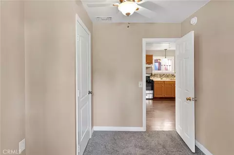 Entry Way - 1038 Robin Ln, Wrightwood, CA 92397 photo 4 of 5