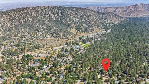 View/Area - 1038 Robin Ln, Wrightwood, CA 92397 photo 2 of 3