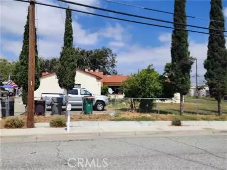 725 E Williams, Banning, CA 92220 photo 2