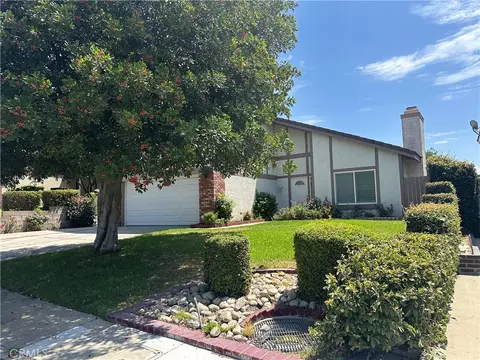2280 Ash, Upland, CA 91784