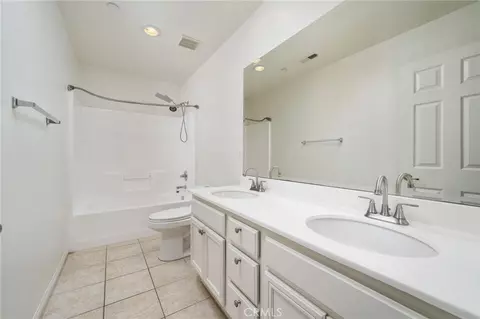 Bath - 4588 Vincent Way, Riverside, CA 92501 photo 1 of 4