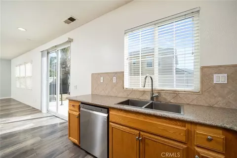 Kitchen - 4588 Vincent Way, Riverside, CA 92501 photo 4 of 4