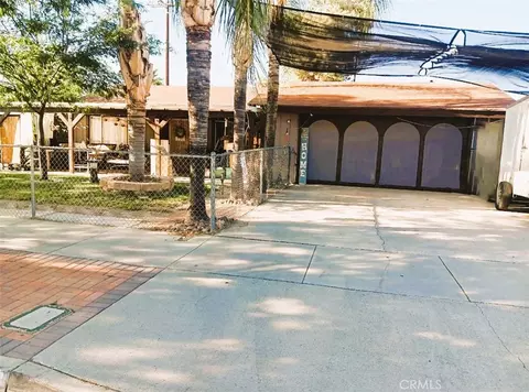 260 W Wright, Hemet, CA 92543
