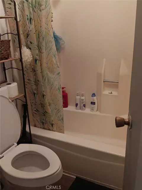 260 W Wright, Hemet, CA 92543 photo 6