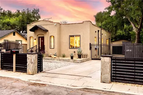 868 W Calaveras, Altadena, CA 91001