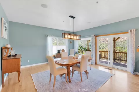 Dining - 6284 Apple Vis, Wrightwood, CA 92397 photo 3 of 3