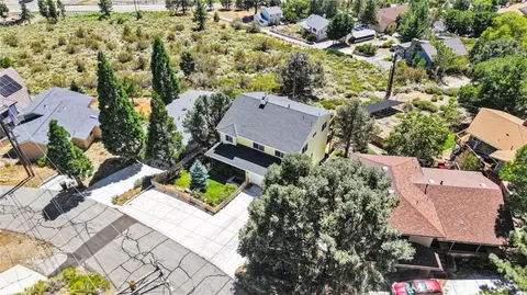 View/Area - 6284 Apple Vis, Wrightwood, CA 92397 photo 7 of 8