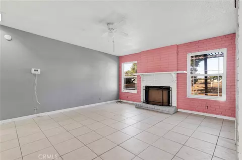 Living - 17047 Eucalyptus St, Hesperia, CA 92345 photo 1 of 5