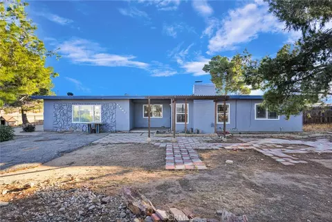 Exterior - 17047 Eucalyptus St, Hesperia, CA 92345 photo 2 of 9