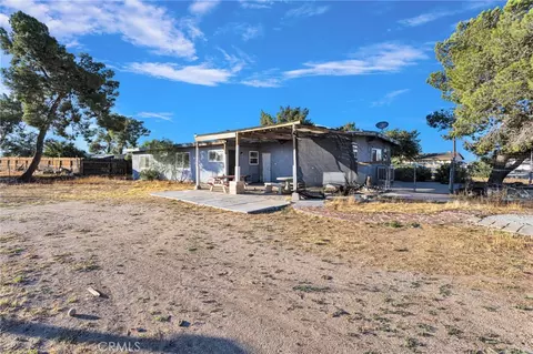 Exterior - 17047 Eucalyptus St, Hesperia, CA 92345 photo 8 of 9