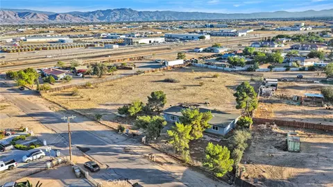 View/Area - 17047 Eucalyptus St, Hesperia, CA 92345 photo 8 of 8