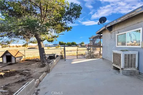 Exterior - 17047 Eucalyptus St, Hesperia, CA 92345 photo 9 of 9