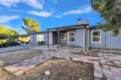 Other - 17047 Eucalyptus St, Hesperia, CA 92345 photo 3 of 7