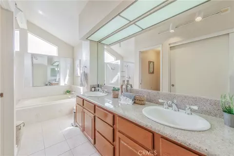 Bath - 930 Crystal Water, Walnut, CA 91789 photo 3 of 5