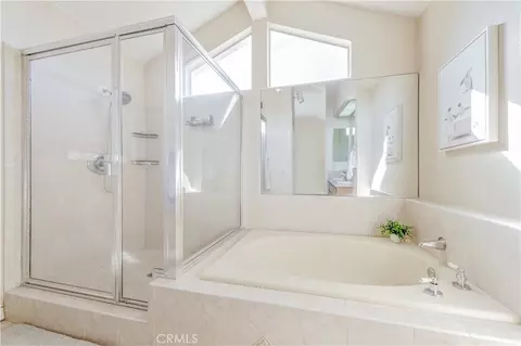 Bath - 930 Crystal Water, Walnut, CA 91789 photo 2 of 5