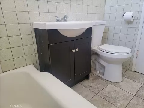 Bath - 2609 Maynard Dr, Duarte, CA 91010 photo 1 of 3