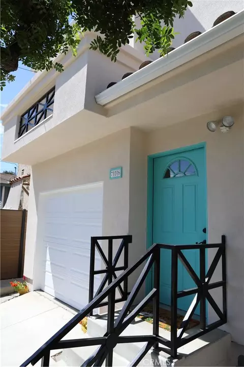 706 Amador, Los Angeles, CA 90012