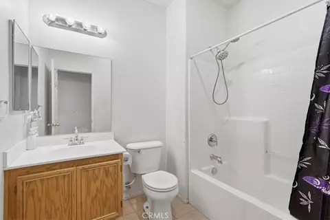 Bath - 12921 Newport, Hesperia, CA 92344 photo 3 of 3