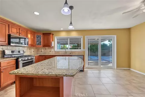 Kitchen - 10441 Balsa, Rancho Cucamonga, CA 91730 photo 9 of 10